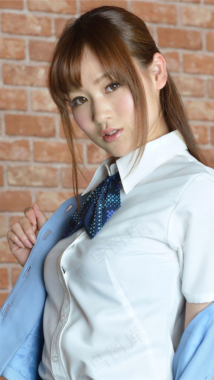 韩剧年轻妻子正片免费观看