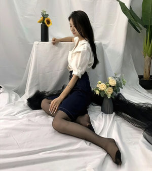 粉嫩merna人体丰满欣欣赏