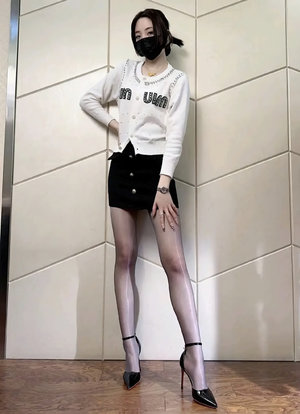 嗯...宝宝好舒服...使劲添